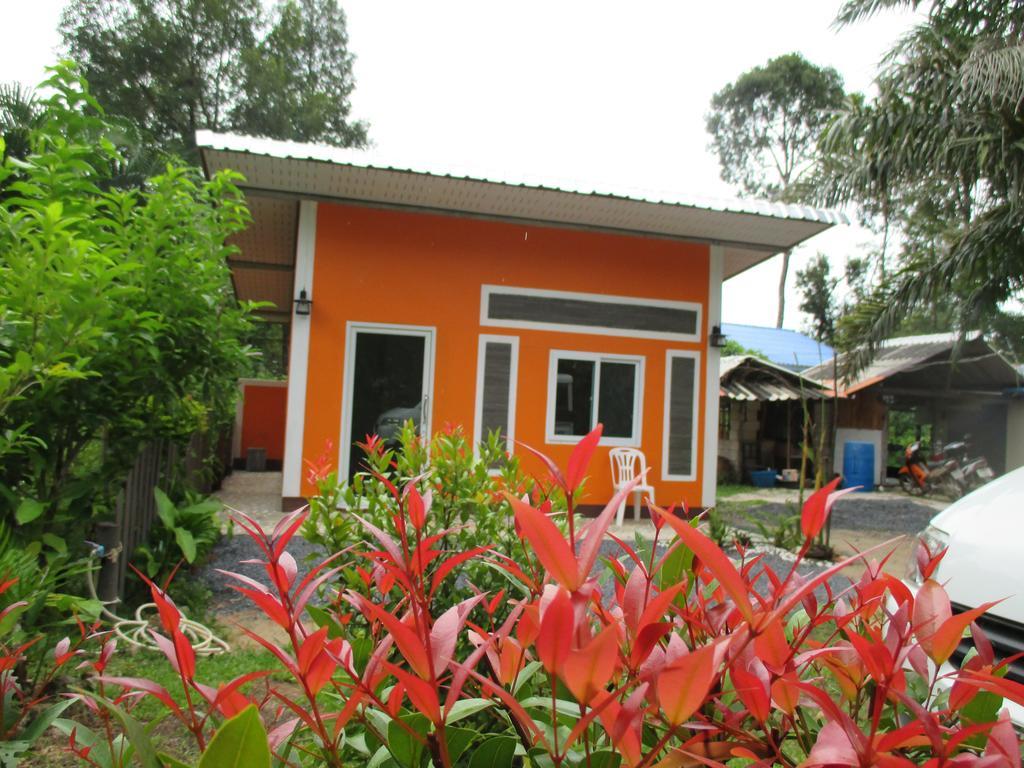 Happiness Resort Ban Khlong Haeng Exteriör bild