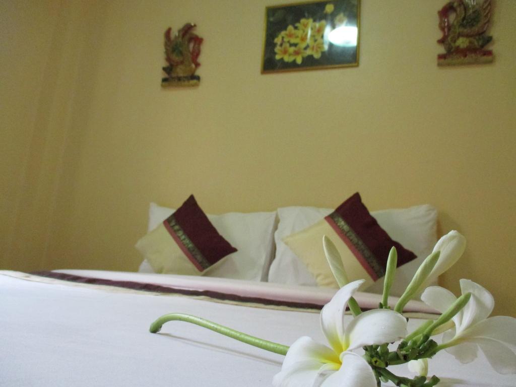 Happiness Resort Ban Khlong Haeng Exteriör bild