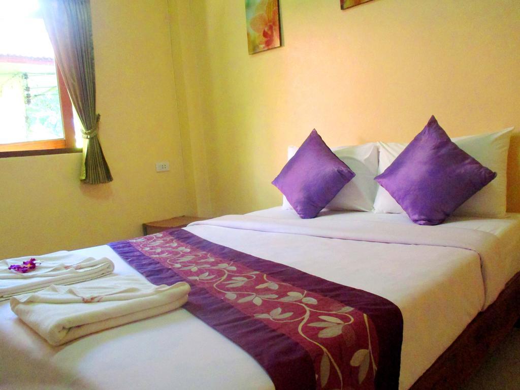Happiness Resort Ban Khlong Haeng Exteriör bild